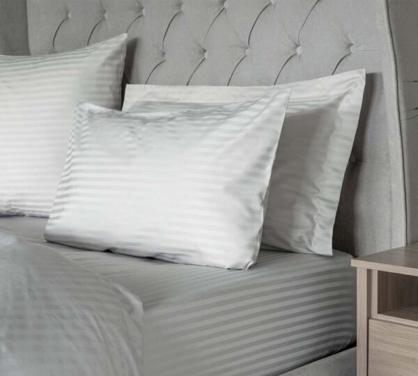 Hotel Suite 540 Platinum Oxford Pillowcase